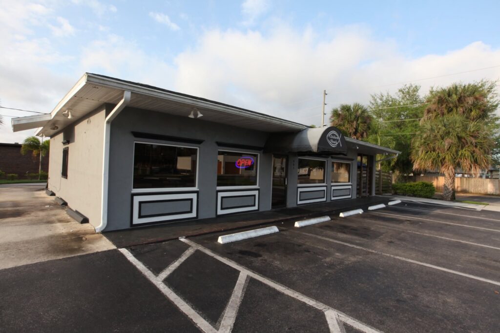 Tom's Chicken Shack
