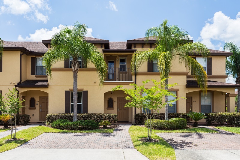 Regal Palms Townhome Exterior for Thanksgiving in Central Florida