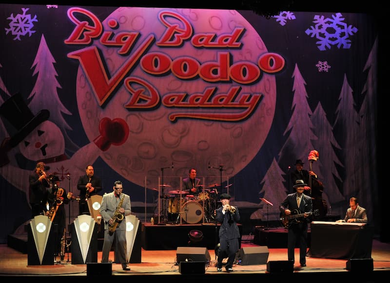 Big Voodoo Daddy on stage at Christmas show