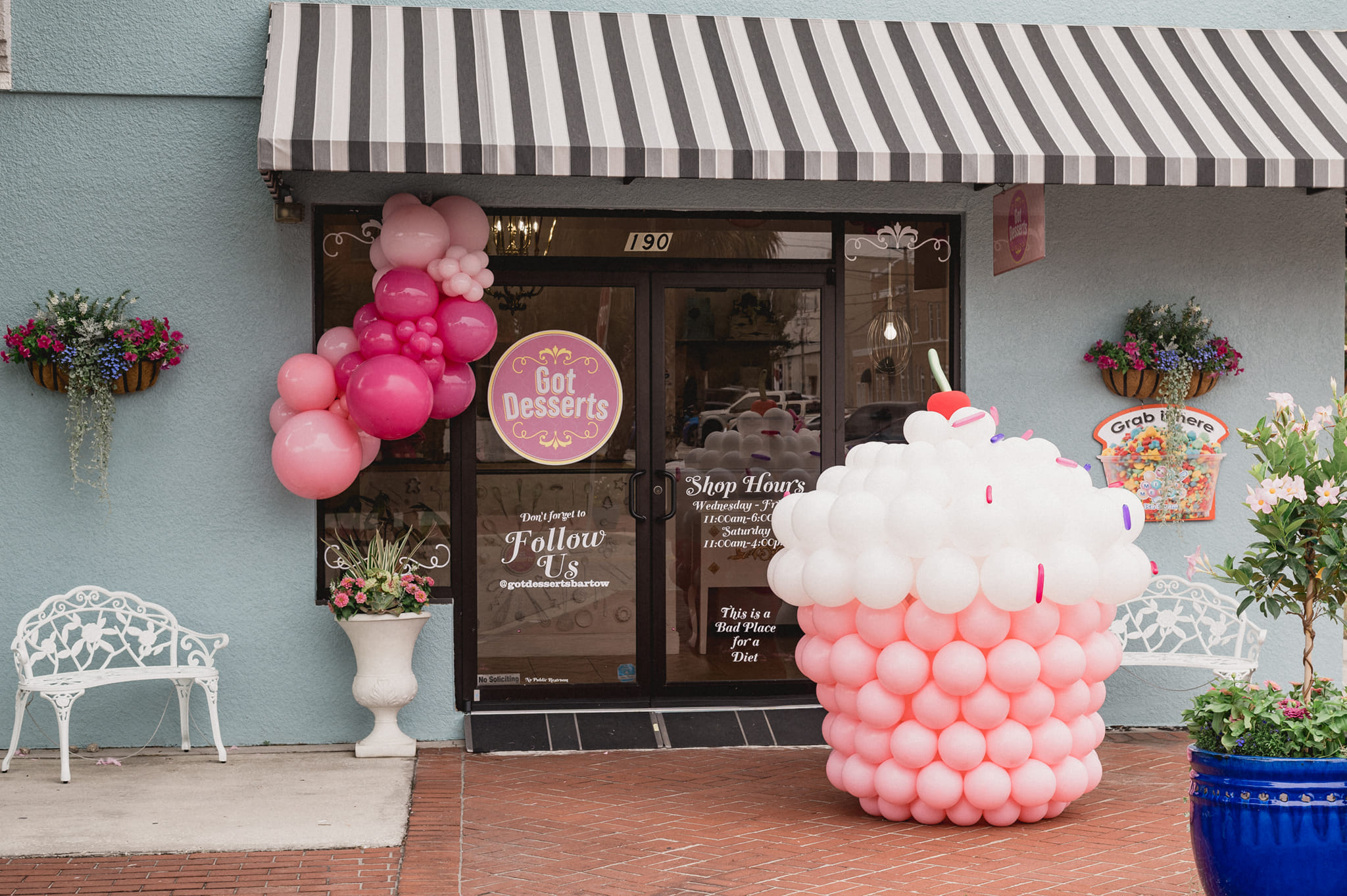 Exterior image of Got Desserts storefront in Bartow