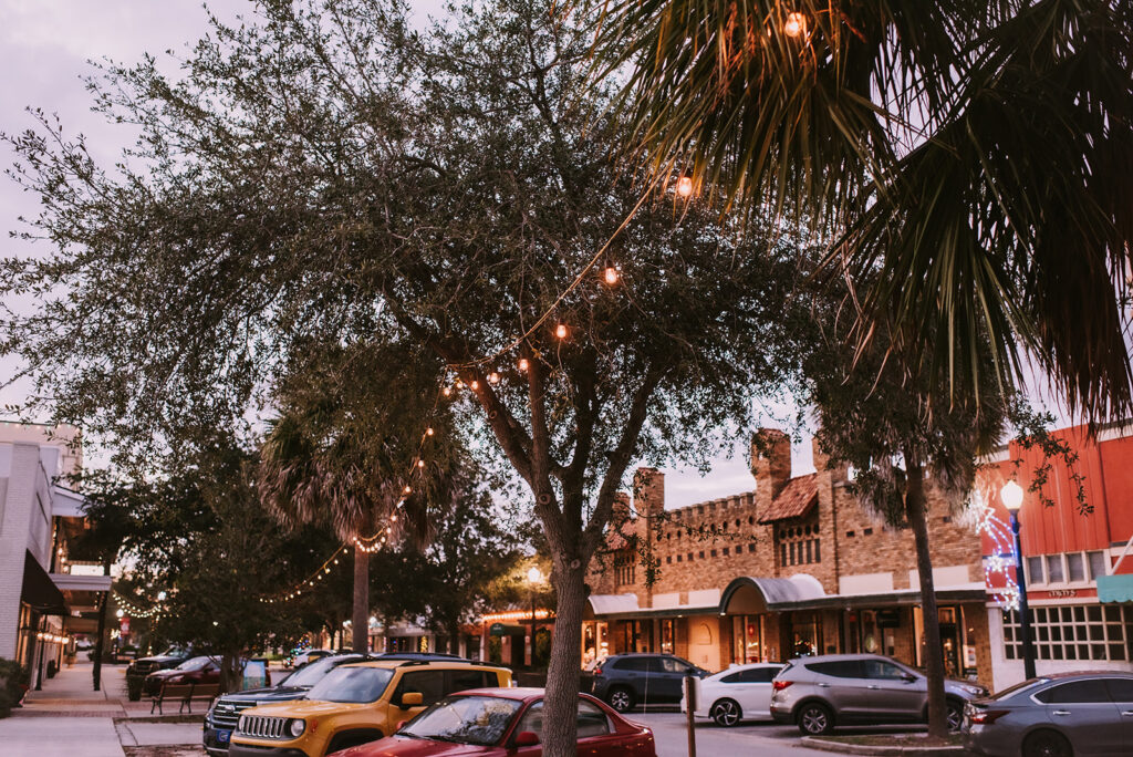 Downtown Lake Wales in the evening
