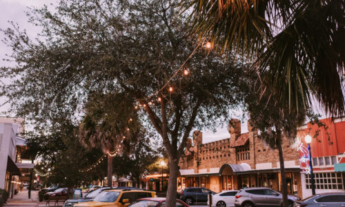Downtown Lake Wales in the evening