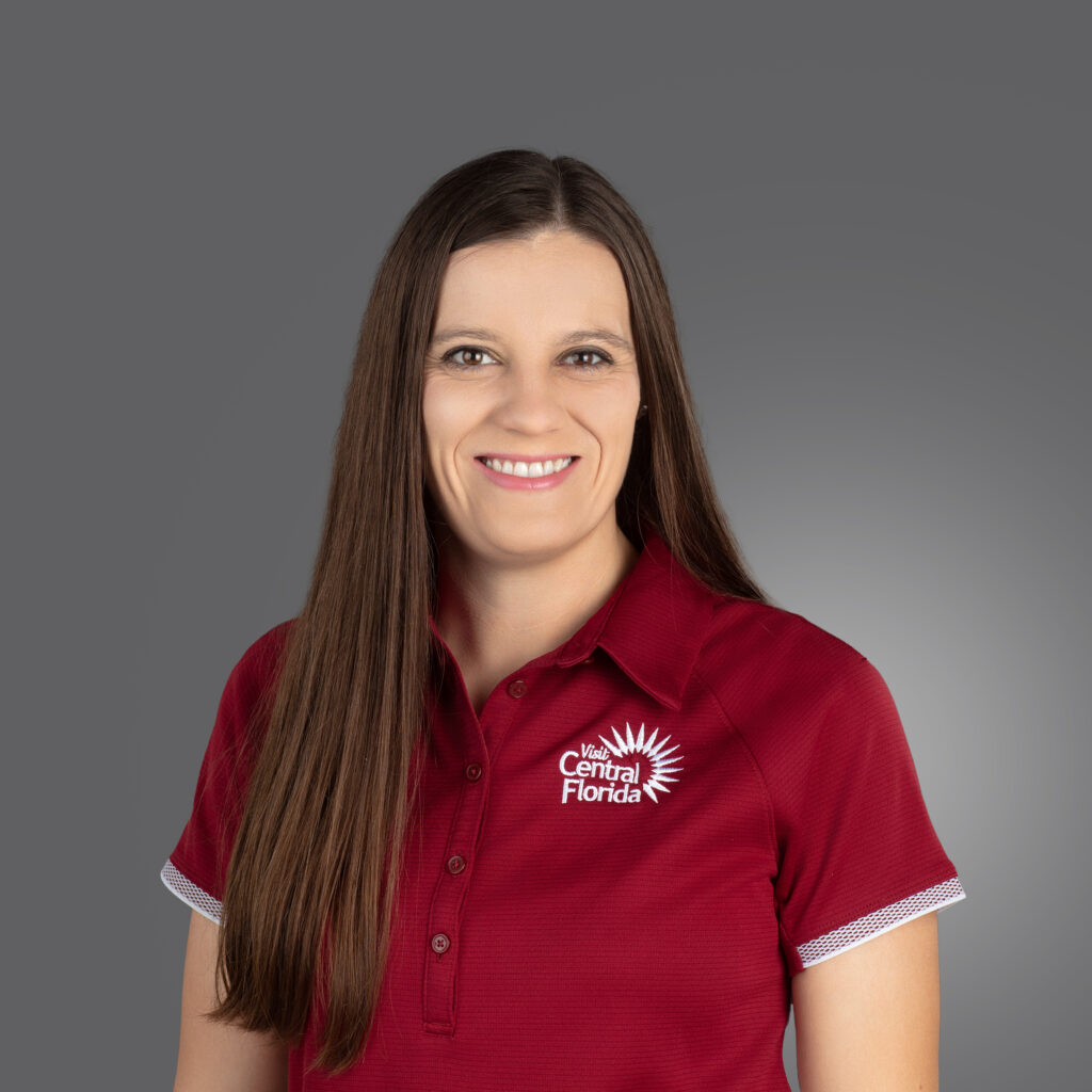 Molly Crum headshot